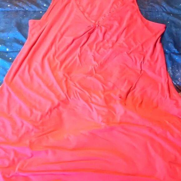 Nightie  - Picture 1 of 3